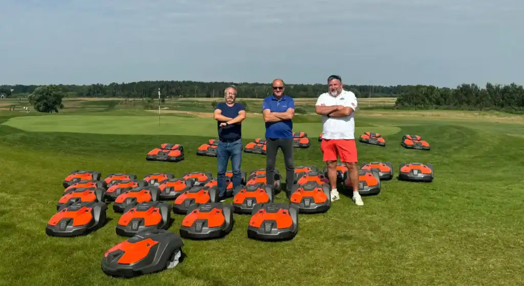 Autonomous Mowing in golf